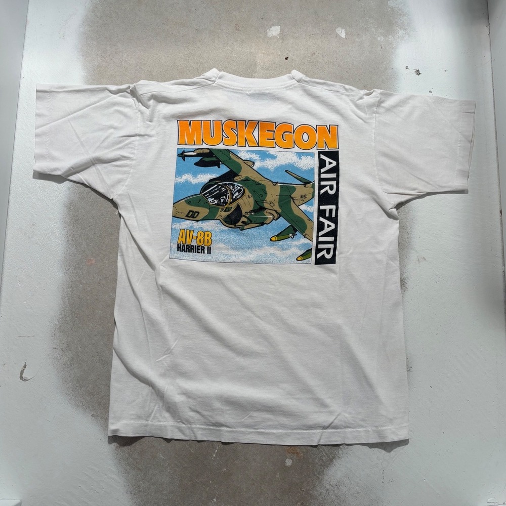Vintage Fruit of the Loom Muskegon Air Fair AV-8B Harrier II Staff T-Shirt L